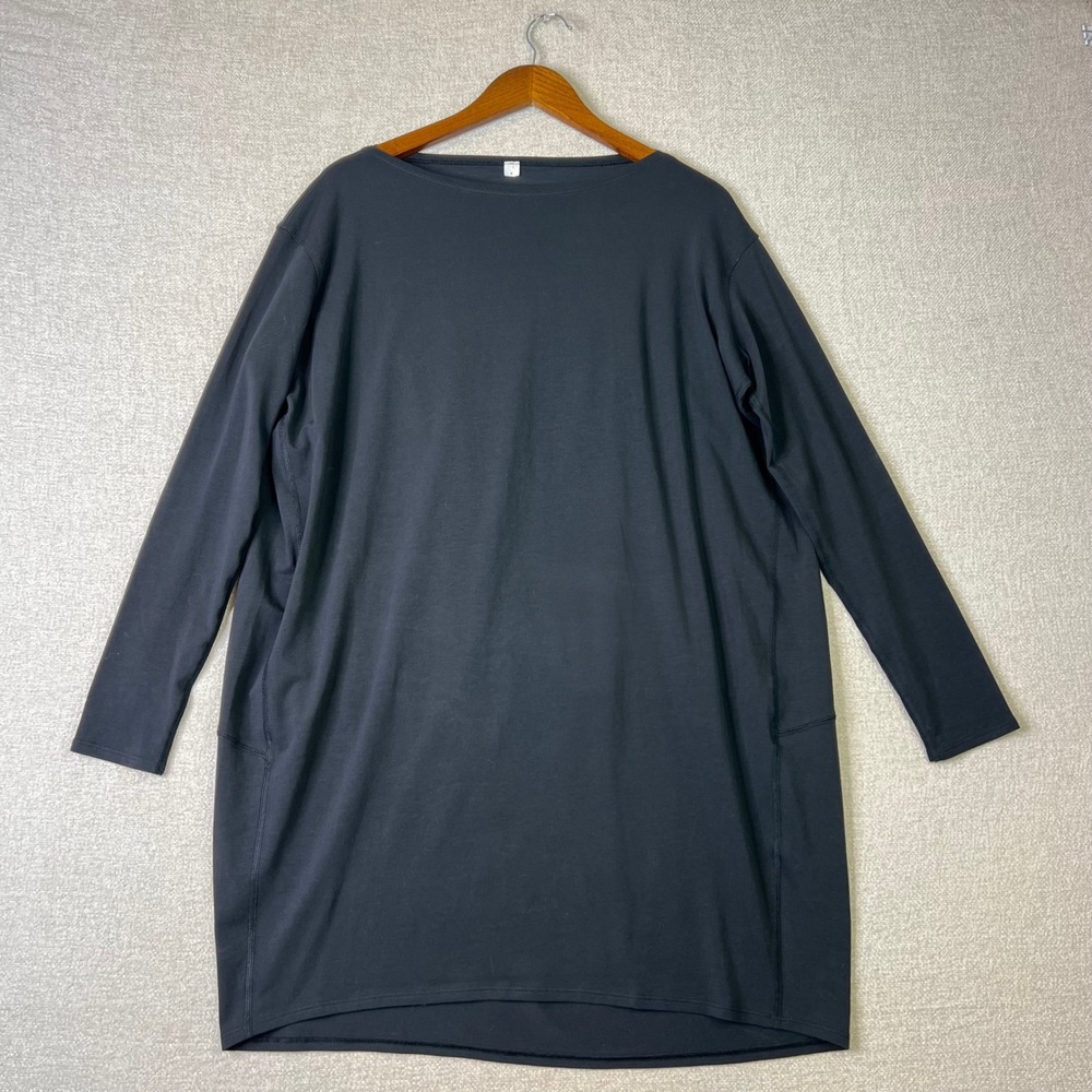 Lululemon Back in Action Size 6 Long Sleeve Scoop Neck Tunic Top Black